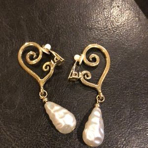 🔥Vintage clip on earrings